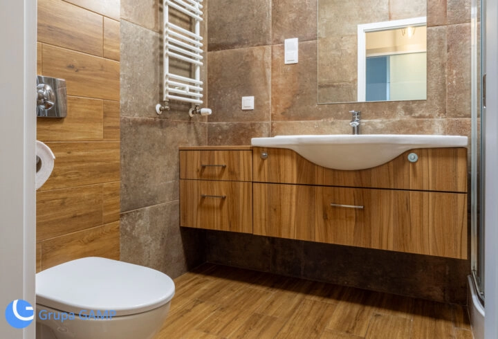 Apartament z widokiem na park, Wisłę i Wawel |3 pokoje, 2 garaże, 72m2