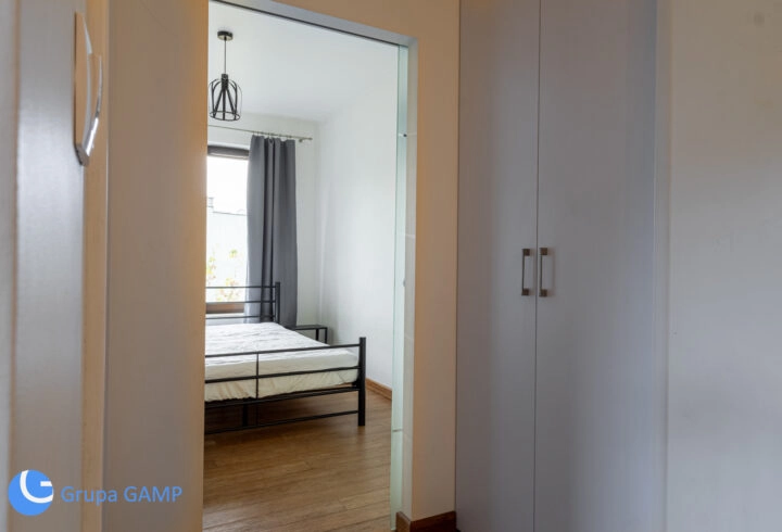 Apartament z widokiem na park, Wisłę i Wawel |3 pokoje, 2 garaże, 72m2