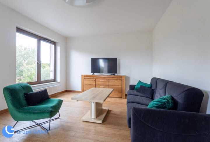Apartament z widokiem na park, Wisłę i Wawel |3 pokoje, 2 garaże, 72m2