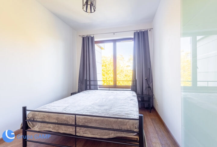 Apartament z widokiem na park, Wisłę i Wawel |3 pokoje, 2 garaże, 72m2
